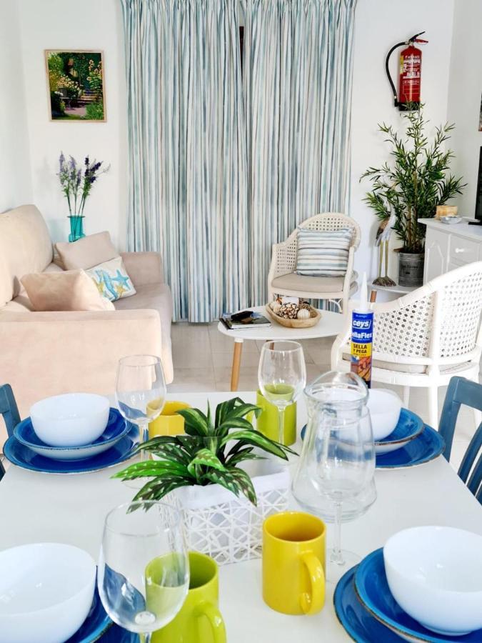 Apartamentos Delfines กาลาบลังกา ภายนอก รูปภาพ