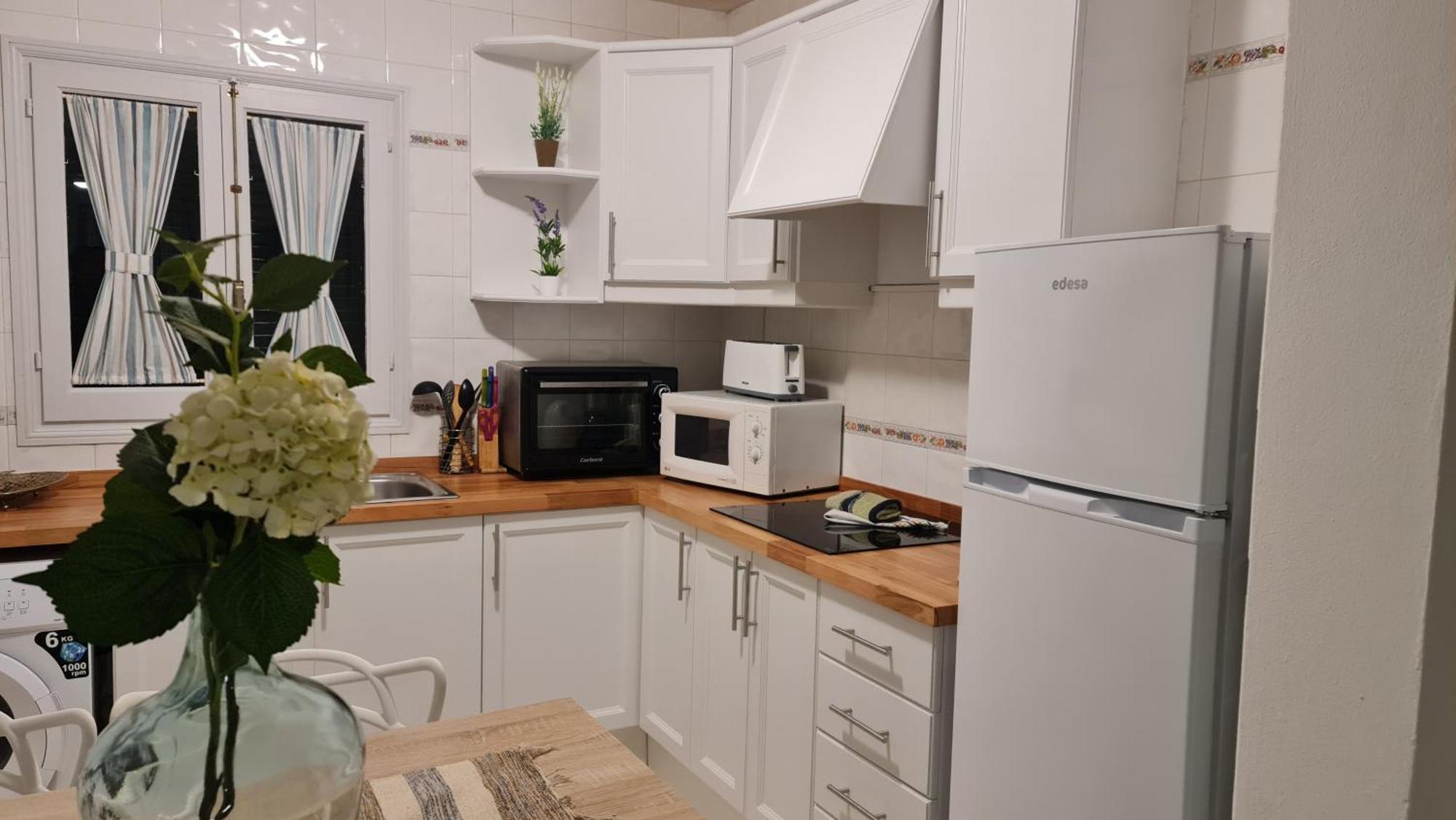 Apartamentos Delfines กาลาบลังกา ภายนอก รูปภาพ