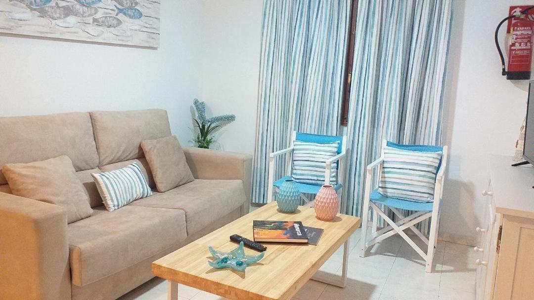 Apartamentos Delfines กาลาบลังกา ภายนอก รูปภาพ